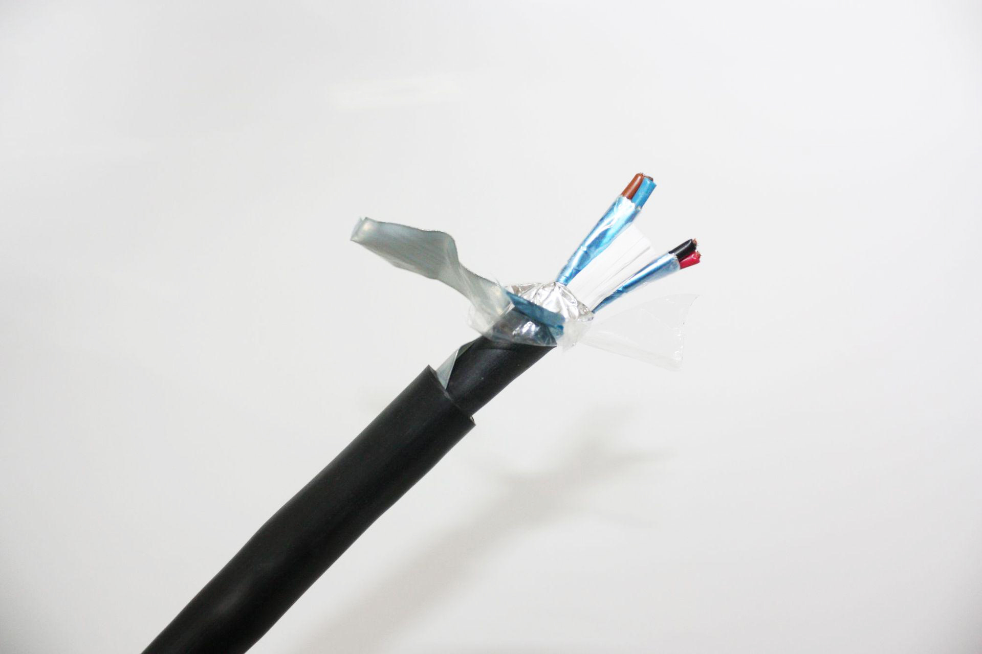 计算机屏蔽控制电缆